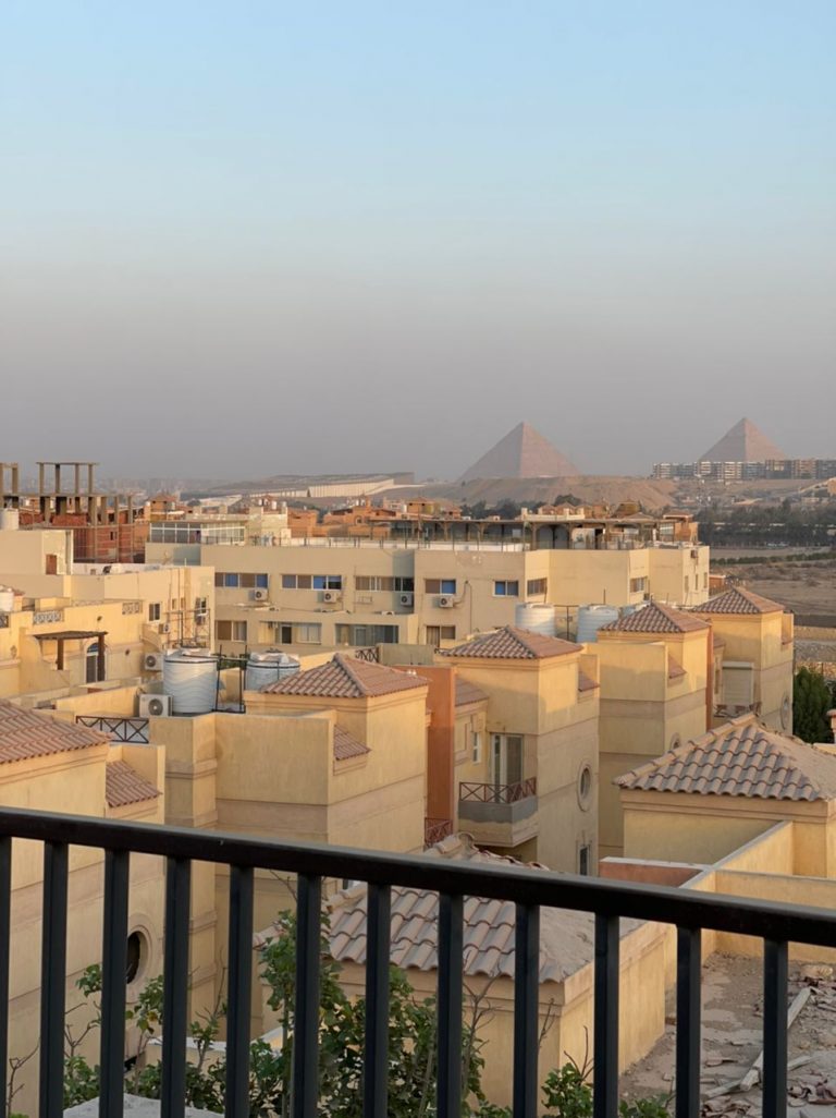 Apartments for sale in Pyramids Hills, Catch The Chance